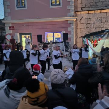 Prižig praznične osvetlitve 